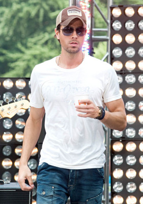 Enrique Iglesias pic #422844