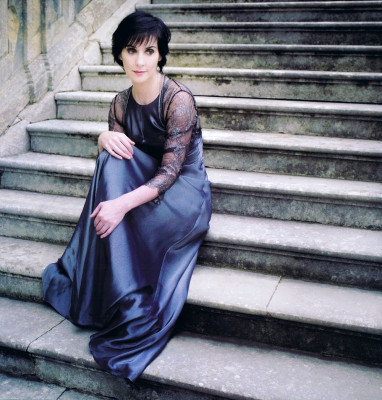 photo 15 in Enya gallery [id179318] 2009-09-11 00:00:00