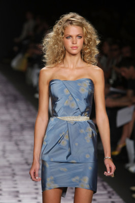 Erin Heatherton pic #387917