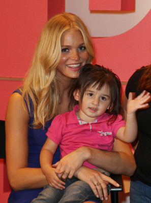 Erin Heatherton pic #462512