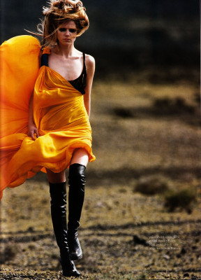 Erin Heatherton pic #223523