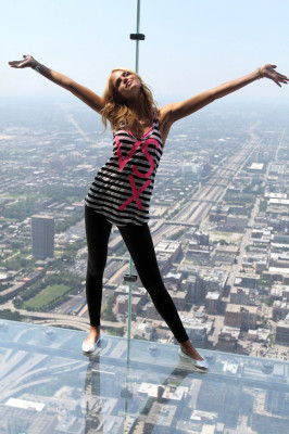 Erin Heatherton pic #399182