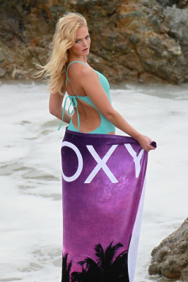 Erin Heatherton pic #750589