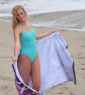 Erin Heatherton pic #750883