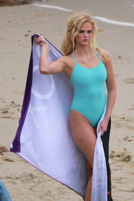 Erin Heatherton pic #750894