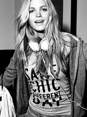 Erin Heatherton pic #361731