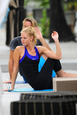 Erin Heatherton pic #609335