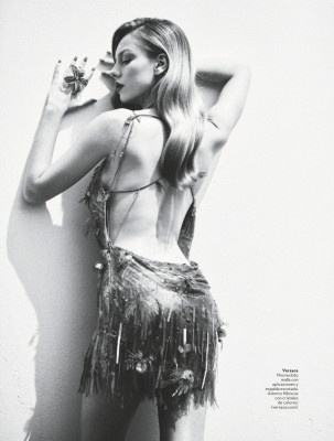Ester Exposito pic #1219154