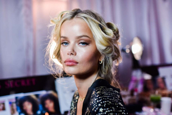 Frida Aasen pic #1082736
