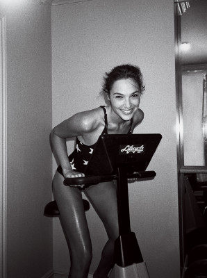 Gal Gadot pic #1328480