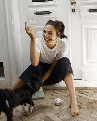 Gal Gadot pic #1229891