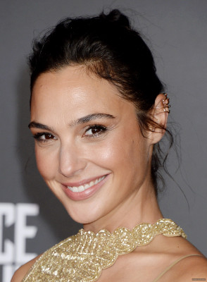 Gal Gadot pic #980387