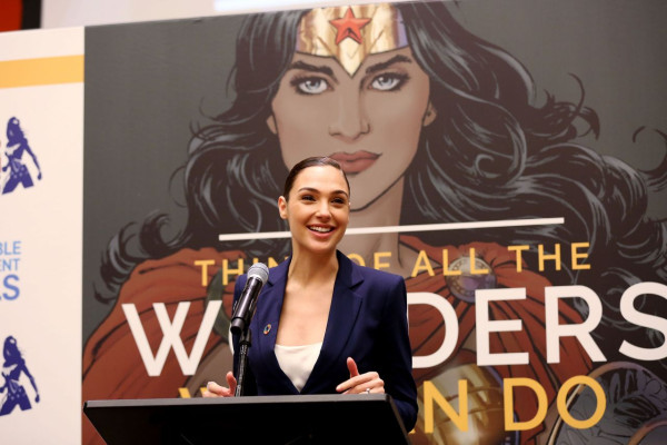 Gal Gadot pic #888035