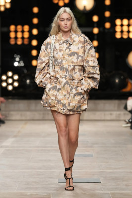 photo 5 in Hadid gallery [id1312216] 2022-10-26 00:00:00