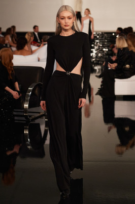 photo 4 in Gigi Hadid gallery [id1300717] 2022-04-22 00:00:00