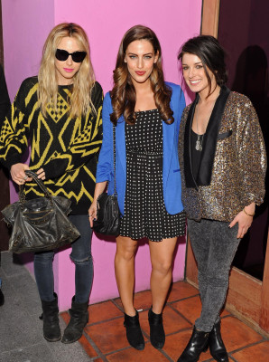 Gillian Zinser pic #465730