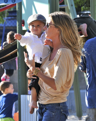 Gisele Bundchen pic #458779