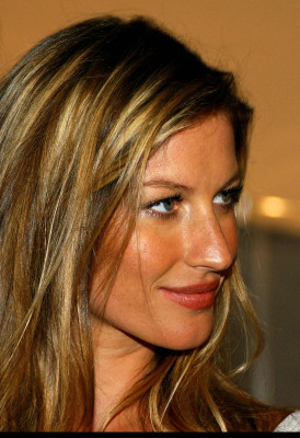 Gisele Bundchen pic #70123