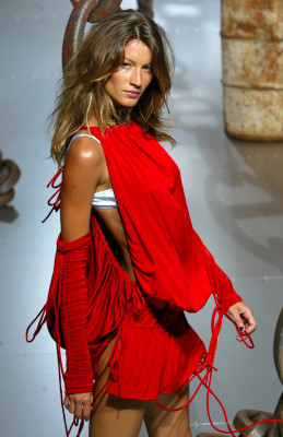 Gisele Bundchen pic #410180