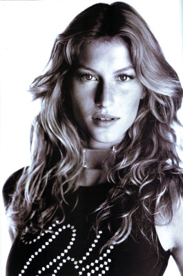 Gisele Bundchen pic #133701