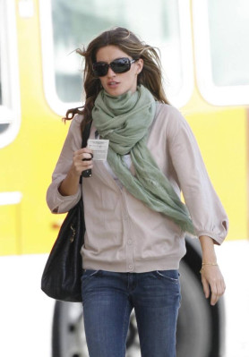 Gisele Bundchen pic #171159