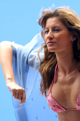 Gisele Bundchen pic #46008