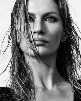 Gisele Bundchen pic #1112945