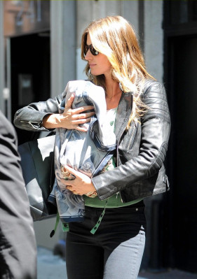 Gisele Bundchen pic #601882