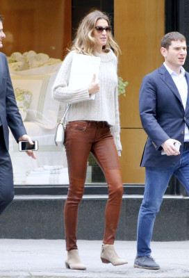 Gisele Bundchen pic #931845