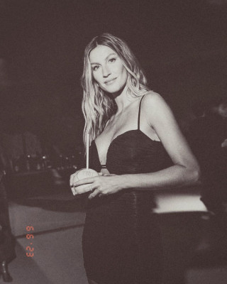 Gisele Bundchen pic #1330014