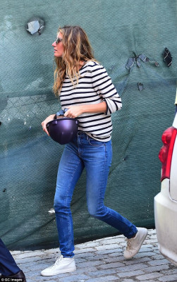 Gisele Bundchen pic #1013063