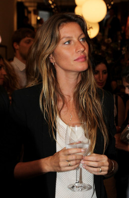 Gisele Bundchen pic #759654