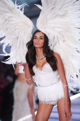 Gizele Oliveira pic #1083026