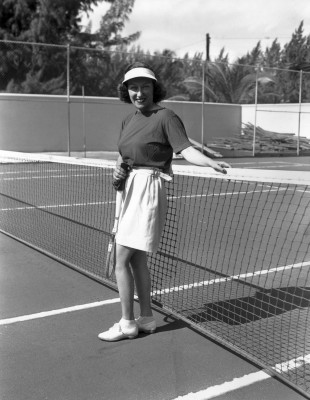photo 21 in Gloria Swanson gallery [id369697] 2011-04-19 00:00:00