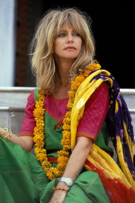 Goldie Hawn pic #203049