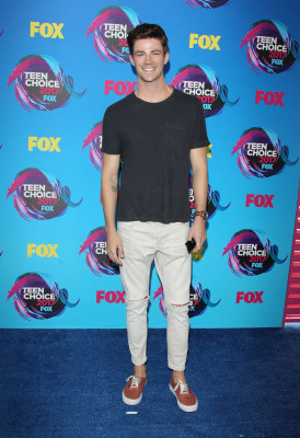 photo 5 in Grant Gustin gallery [id1290228] 2021-12-24 00:00:00