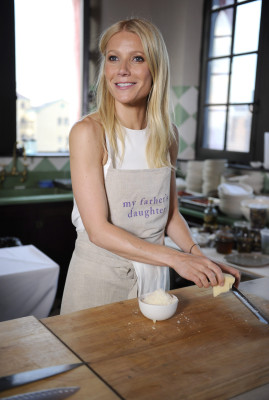 photo 15 in Gwyneth Paltrow gallery [id369738] 2011-04-19 00:00:00