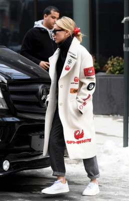 Hailey Baldwin pic #1114044