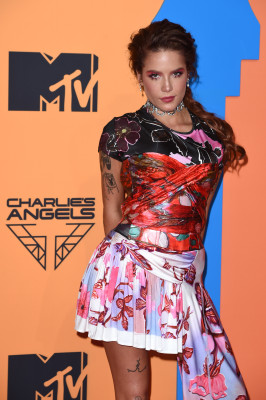 Halsey pic #1188086