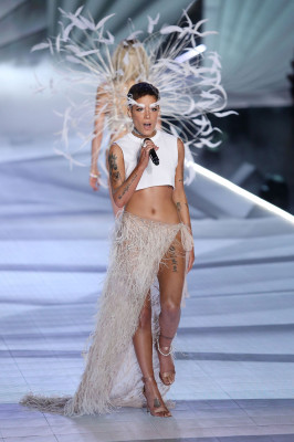 Halsey pic #1082242