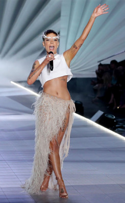 Halsey pic #1082241