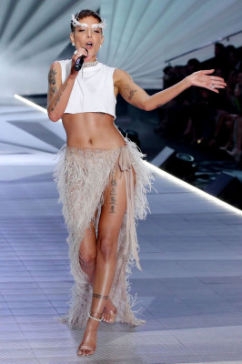 Halsey pic #1082240