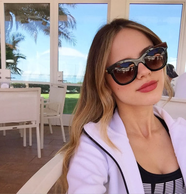 photo 9 in Halston Sage gallery [id851772] 2016-05-13 00:00:00