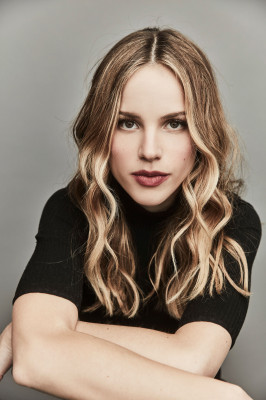 photo 21 in Halston Sage gallery [id928495] 2017-04-30 00:00:00