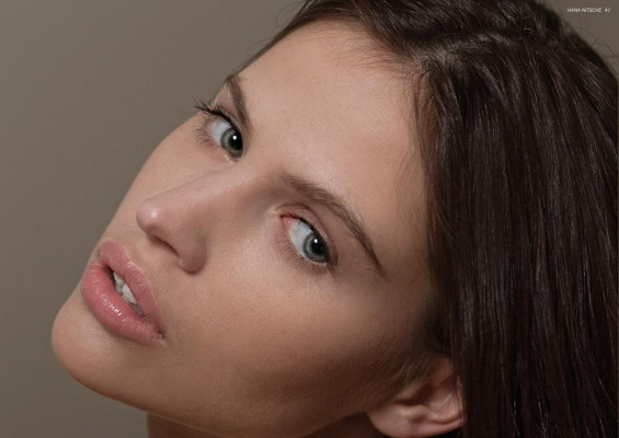 Hana Nitsche pic #152819