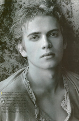 photo 8 in Hayden Christensen gallery [id195290] 2009-11-05 00:00:00