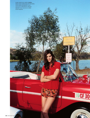 Hilary Rhoda pic #138704