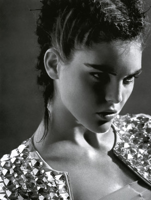 Hilary Rhoda pic #100976