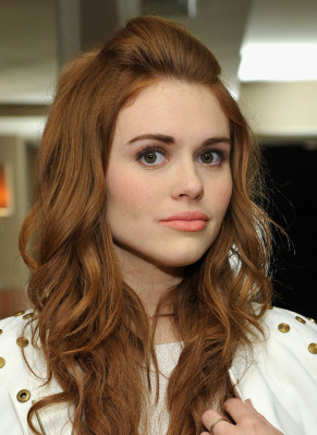 Holland Roden pic #740483