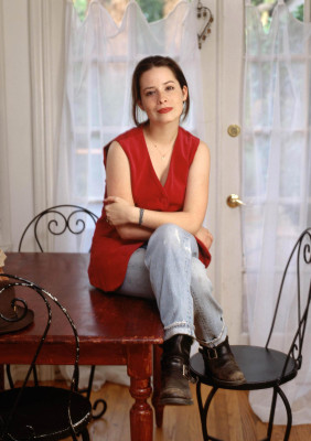 Holly Marie Combs pic #291125